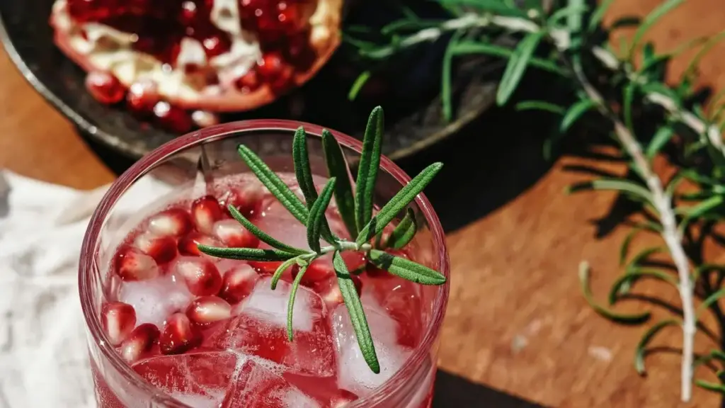 Uburyo bworoshe kandi bwihuse bwa kubwira brands zo muri Singapore kuri Facebook ukazibona mu guhagararira fitness brands — inama z’ubucuti, ubutumwa, na tactics zikora mu 2025.