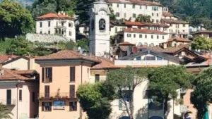 Uko wabona abakora ibihangano bo muri Kazakhstan kuri Etsy kugira ngo utembere limited edition drops — intambwe, aho ubahurira, n'ibiganiro by'akarere.