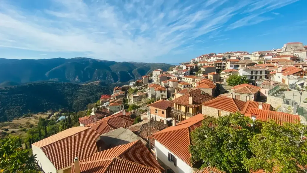 Uko wokwiyegereza amasosiyete ya China ukoresheje Telegram, ugashinga amasezerano y’igihe kirekire; inyigisho ziva ku masoko ya Douyin, ubuhinga bwa WeChat, n’inyifato y’abaguzi mu 2026.