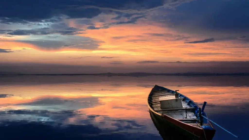 Uburyo bworoshye kandi bunyuranye bwo kugera ku brand za Sweden kuri SoundCloud kugira ngo ufate ama-video y'inyuma y'ibirori (behind-the-scenes), n'uburyo bwo kwitegura, kuvugana, no kwubaka icyizere.